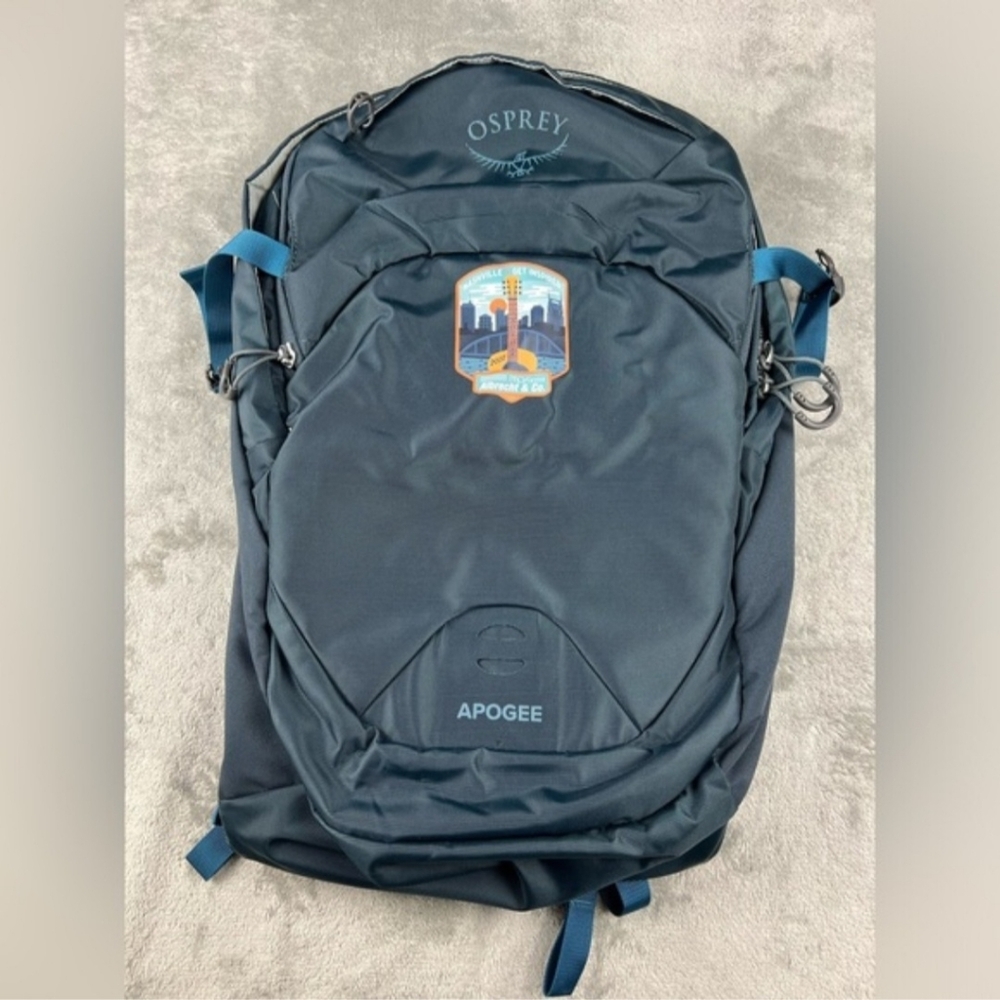 Osprey Apogee 28L Daypack - 15" Laptop Backpack Hiking Bag Vent Blue